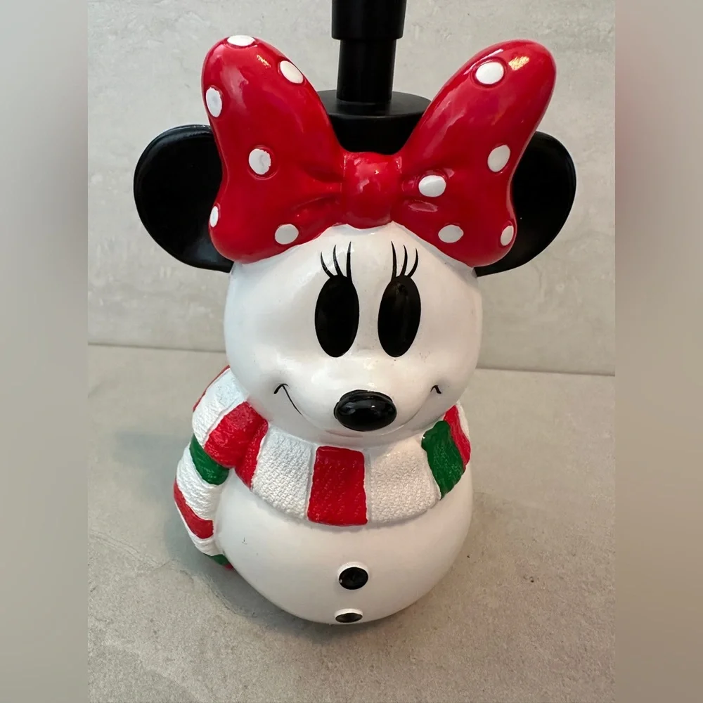 Disney Minnie Mouse Holiday Snowman w/Scarf Soap Dispenser Ceramic NEW - Picture 4 of 7